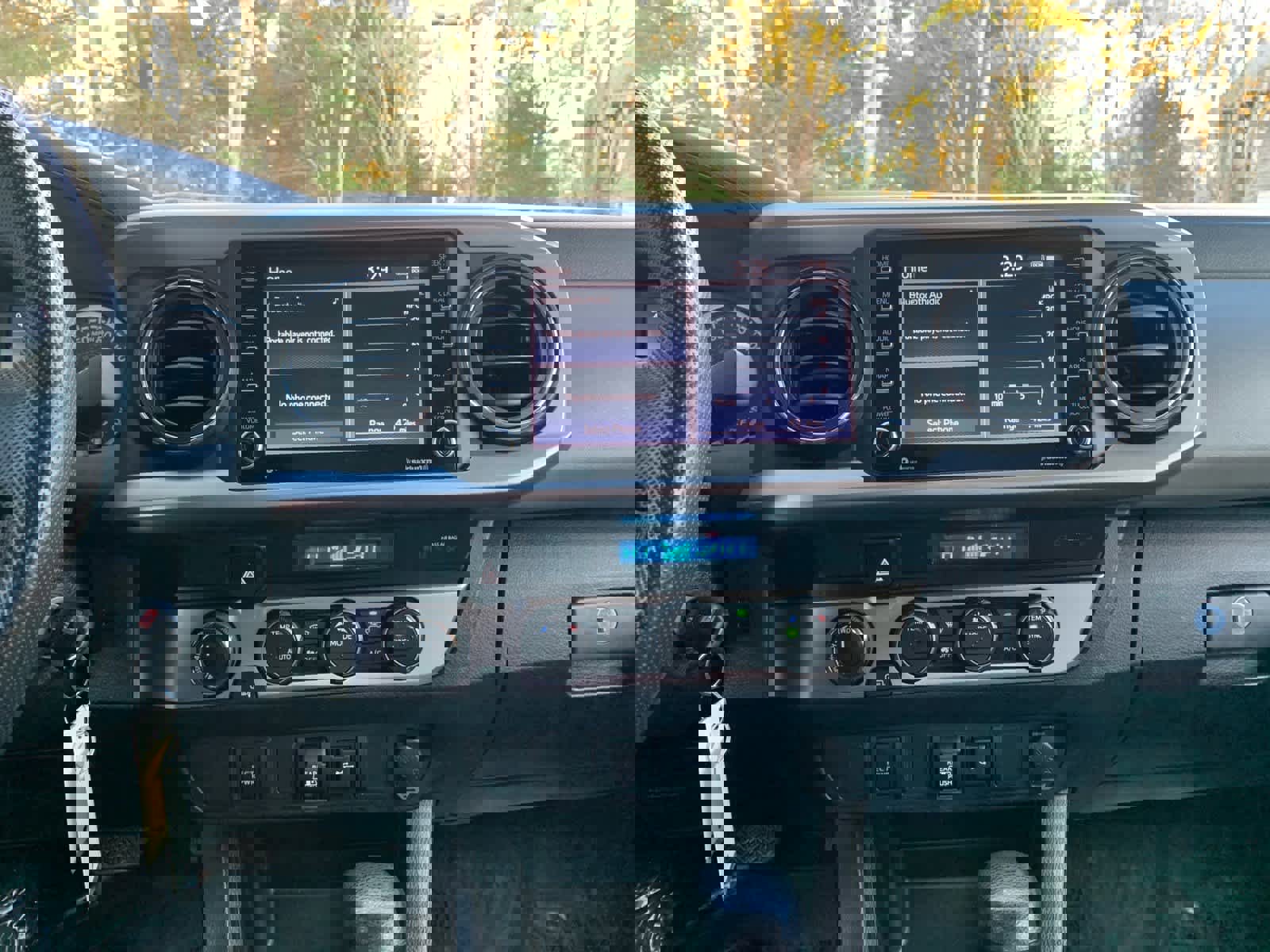 Used 2021 Toyota Tacoma SR5 image 27