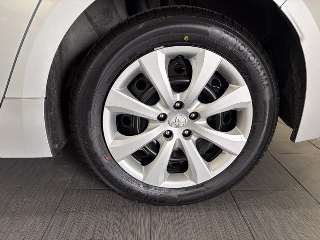 Used 2024 Toyota Corolla LE FWD image 23