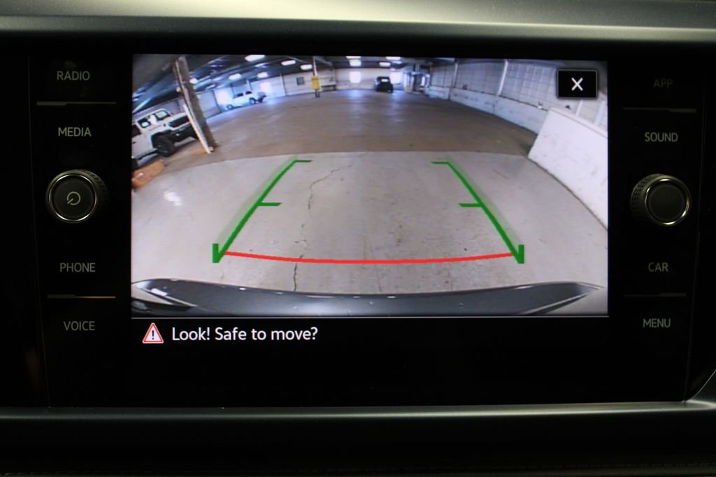 Used 2024 Volkswagen Taos SE AWD/4WD image 19
