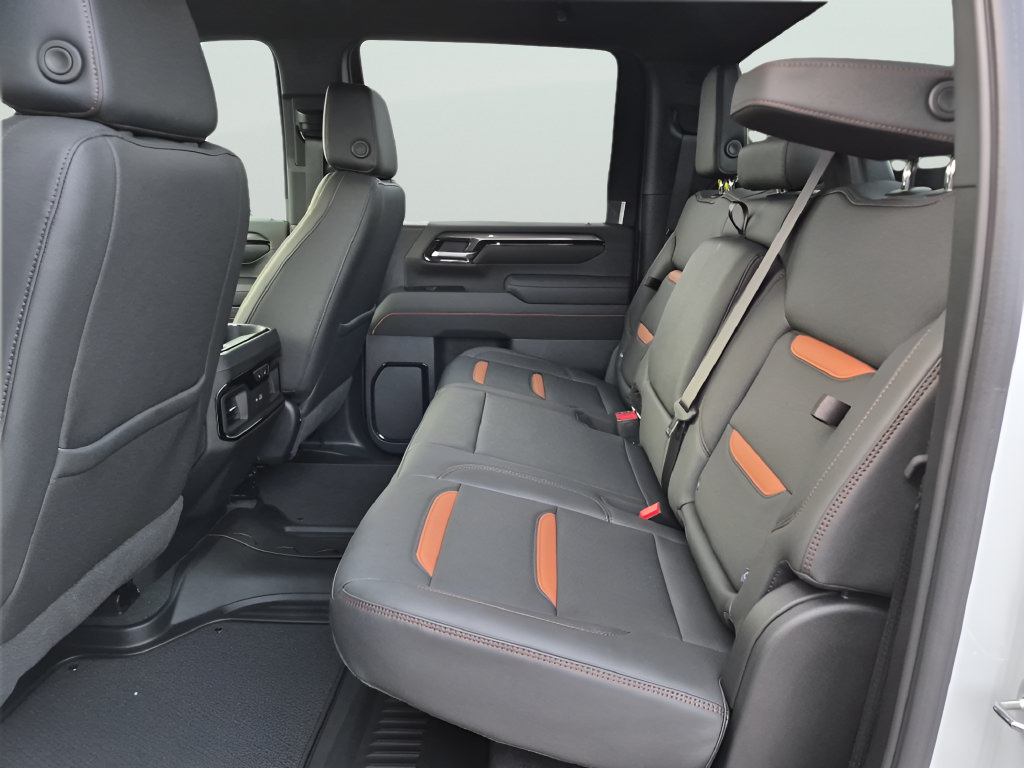 Used 2026 GMC Sierra 2500 AT4 AWD/4WD image 31