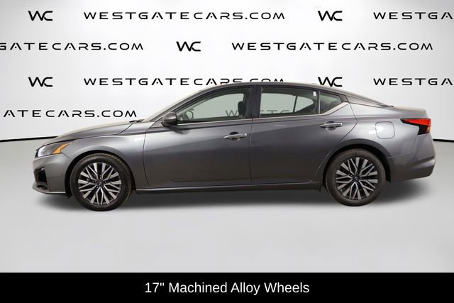 Used 2023 Nissan Altima 2.5 SV FWD image 5