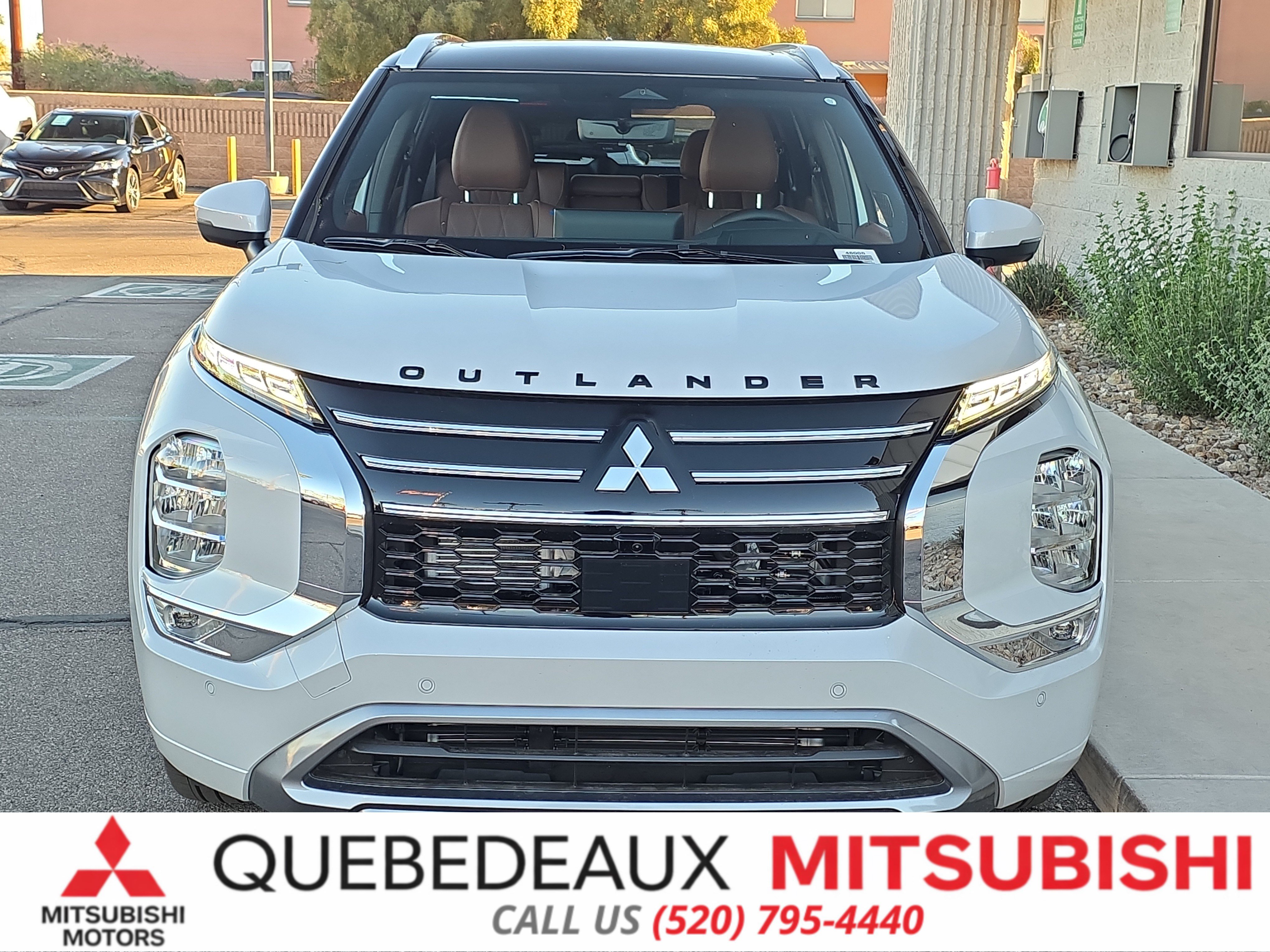 New 2026 Mitsubishi Outlander SEL FWD image 2