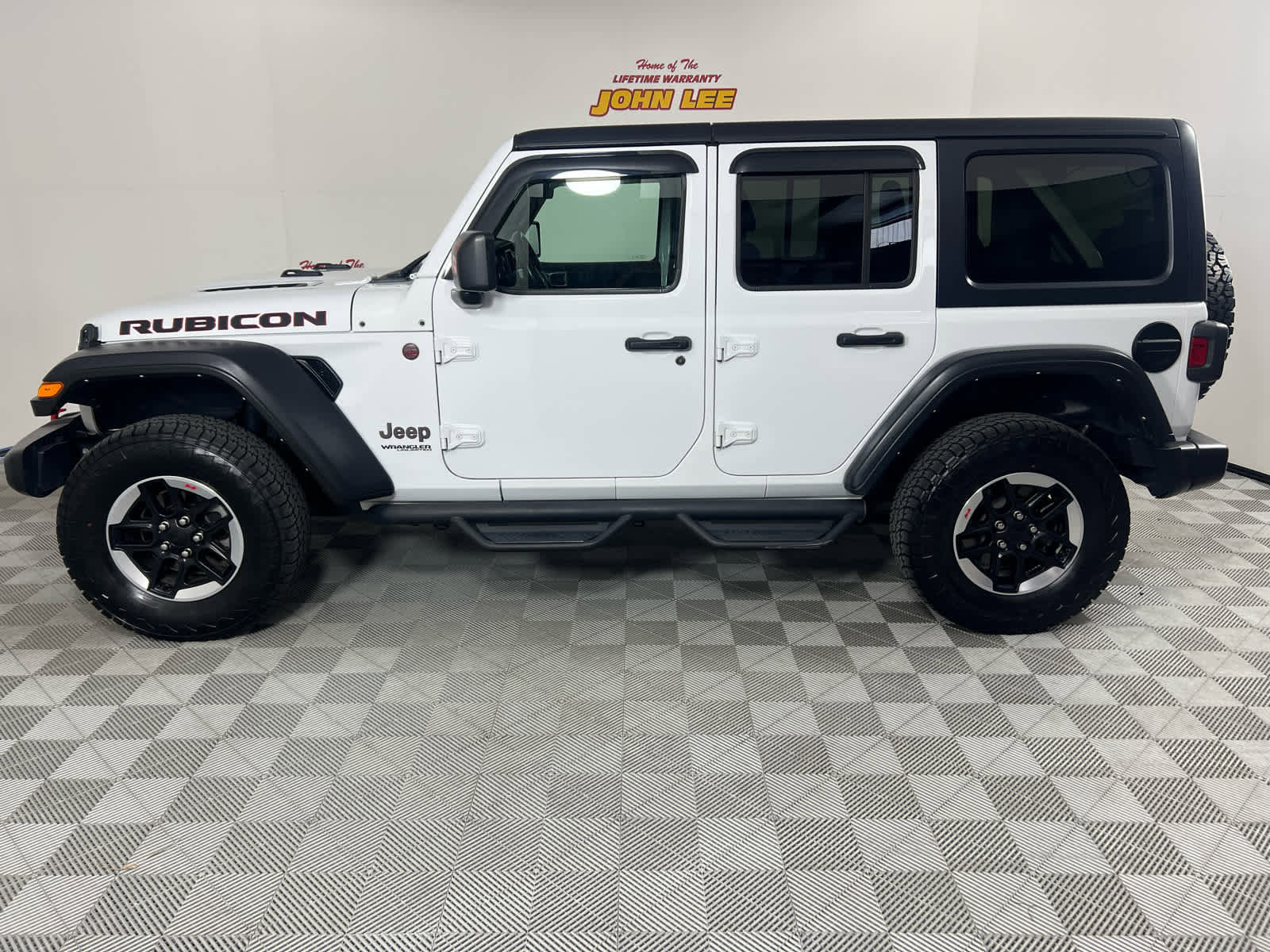 Used 2021 Jeep Wrangler Unlimited Rubicon AWD/4WD image 2