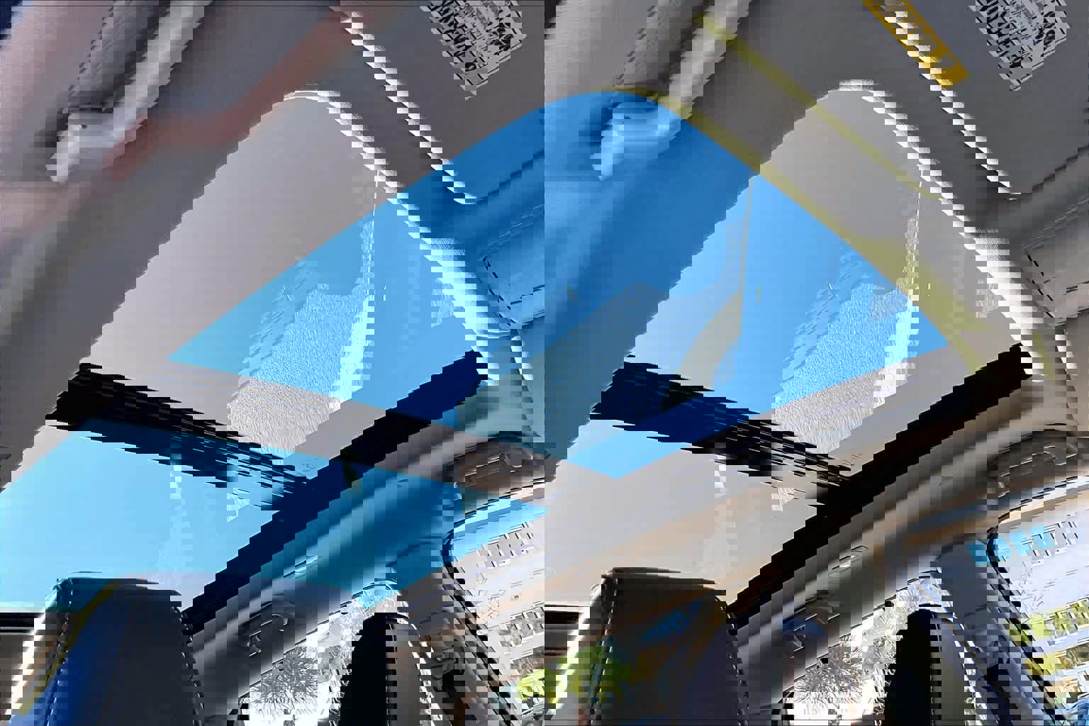 Used 2023 Acura MDX SH-AWD w/ Technology Package image 13