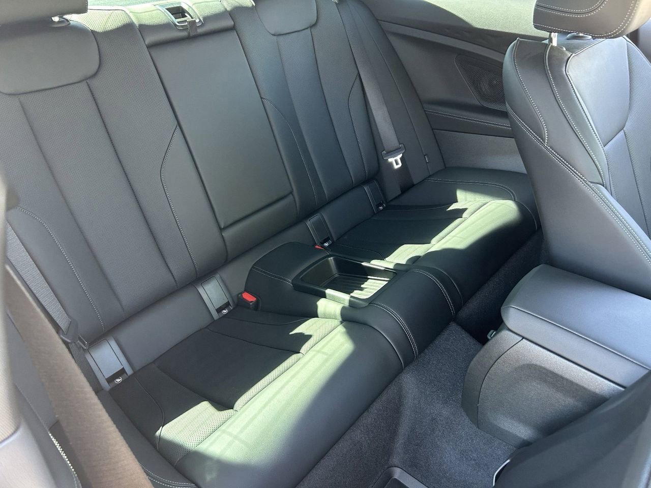 Used 2026 BMW 230i Coupe w/ Convenience Package RWD image 14