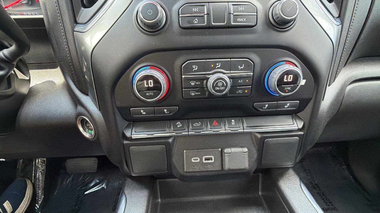 Used 2022 Chevrolet Silverado 1500 LT Trail Boss w/ Bed Protection Package AWD/4WD image 29