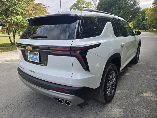 Used 2025 Chevrolet Traverse LT image 8