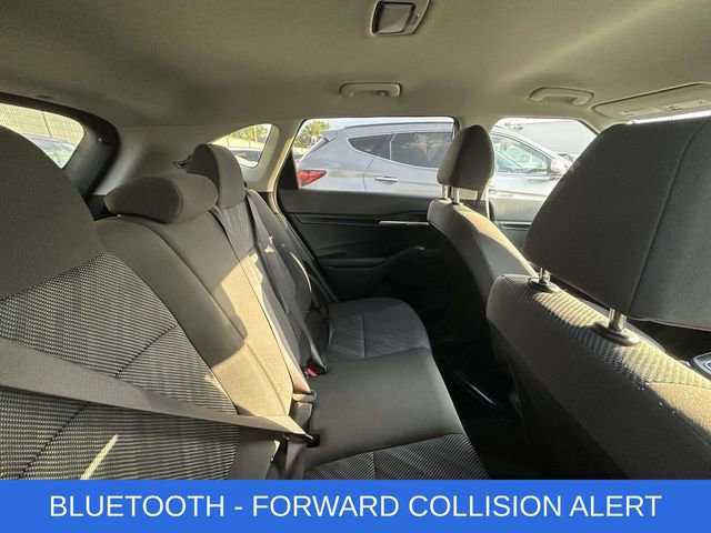 Used 2024 Kia Seltos LX AWD/4WD image 3