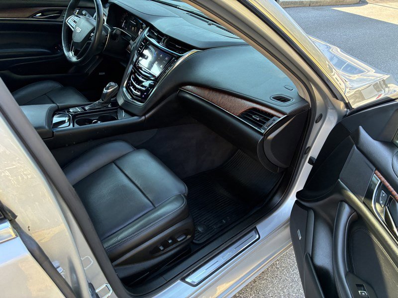 Used 2019 Cadillac CTS Luxury image 19