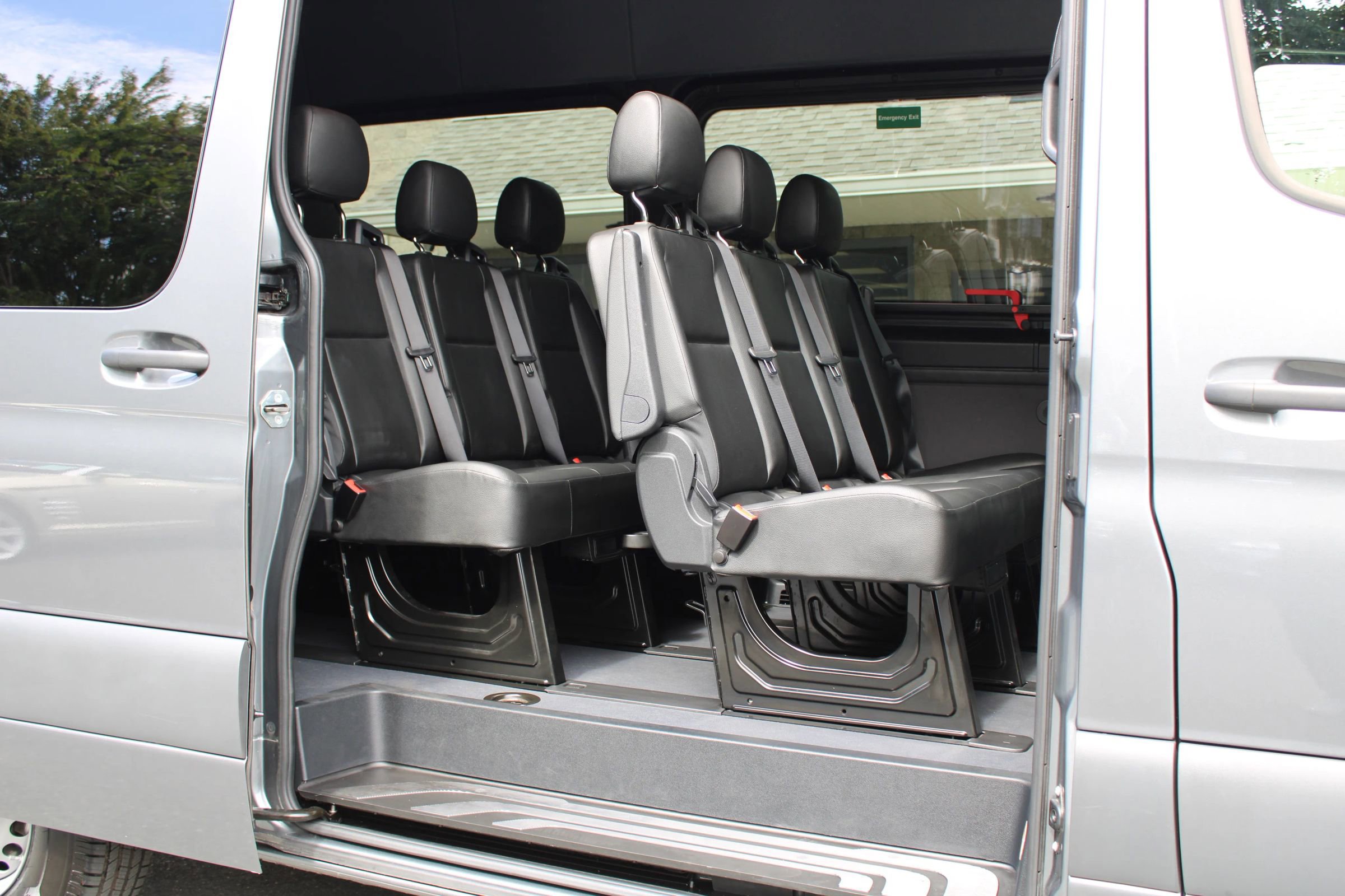 Used 2024 Mercedes-Benz Sprinter 2500 image 34