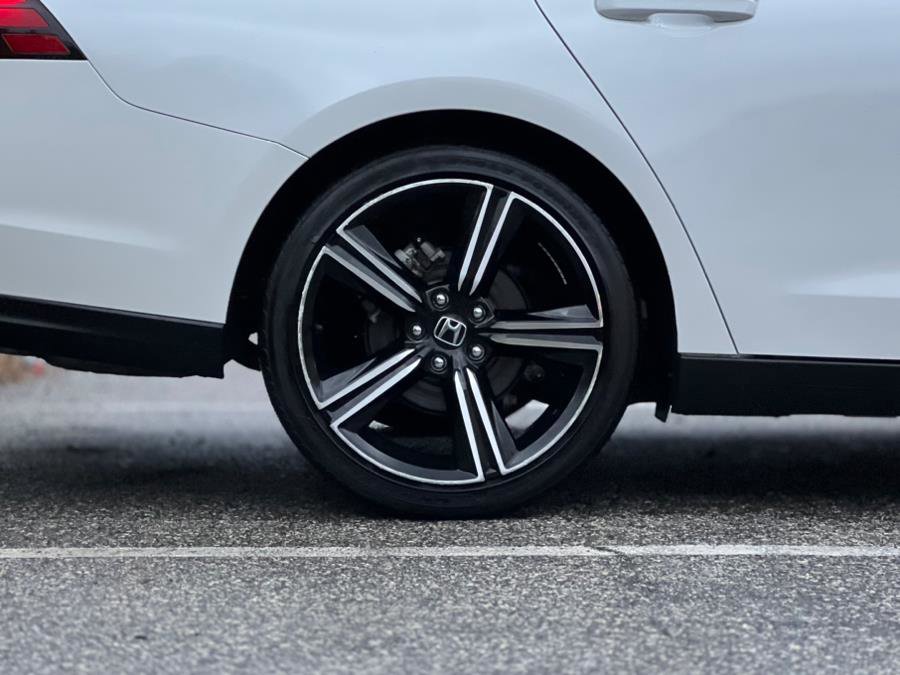 Used 2024 Honda Accord Sport image 36
