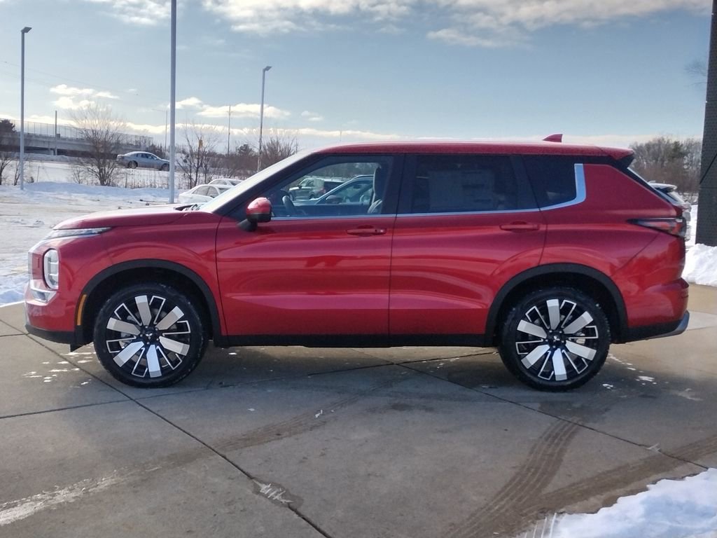 New 2026 Mitsubishi Outlander SE image 19