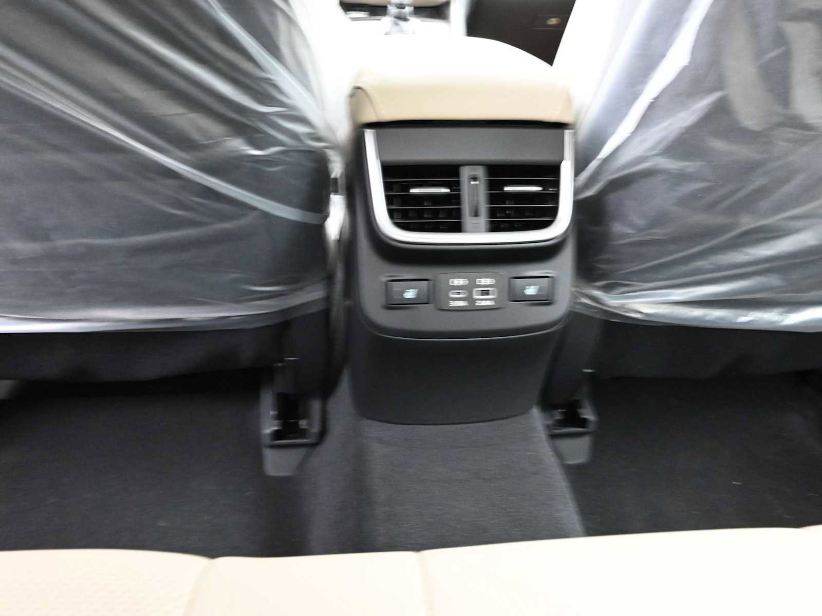 Used 2025 Subaru Legacy Limited image 19