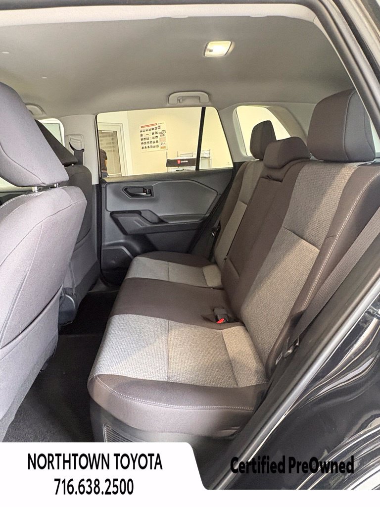 Used 2026 Toyota RAV4 LE AWD/4WD image 17