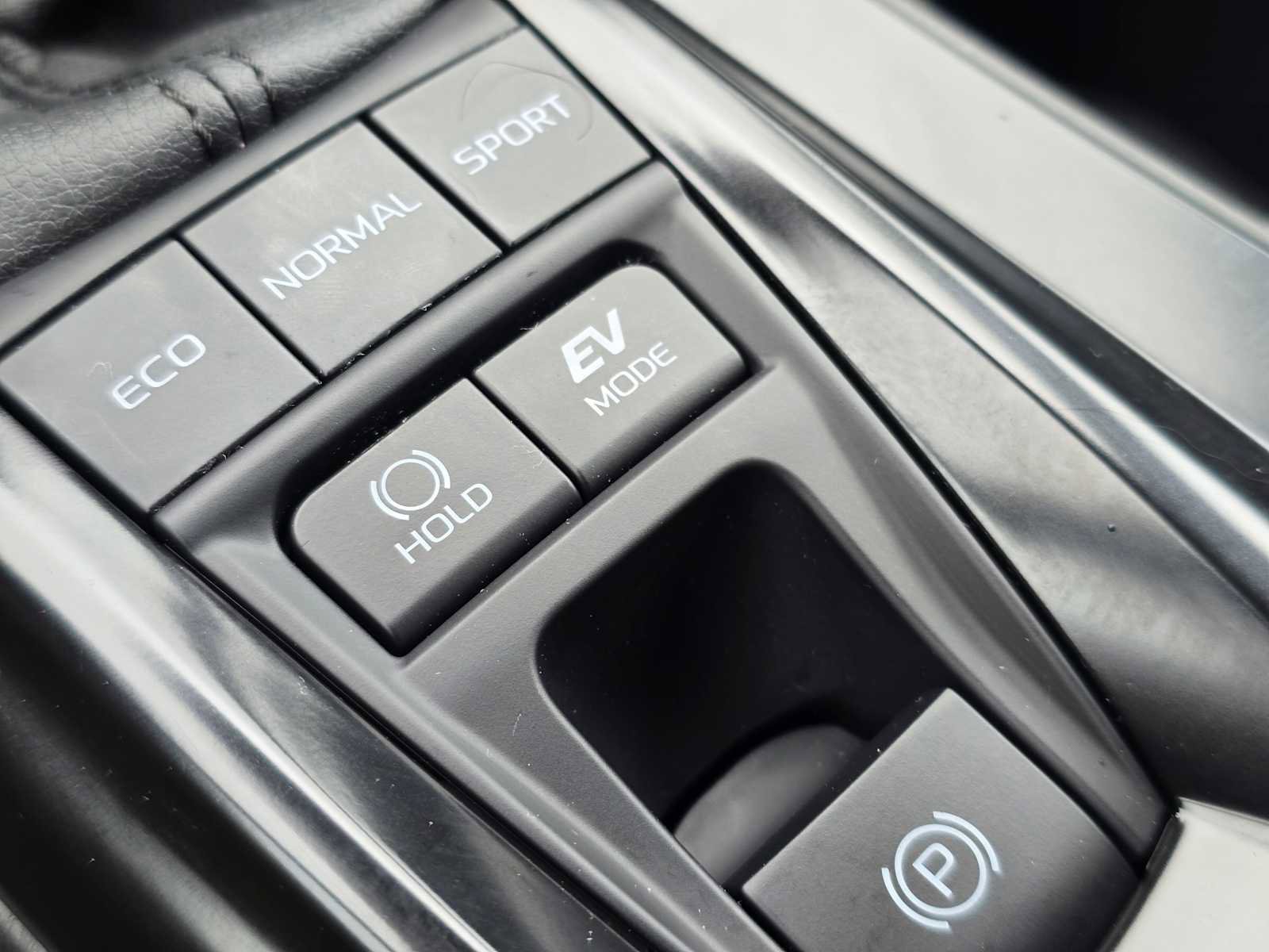 Used 2026 Toyota Camry LE w/ Convenience Package image 30