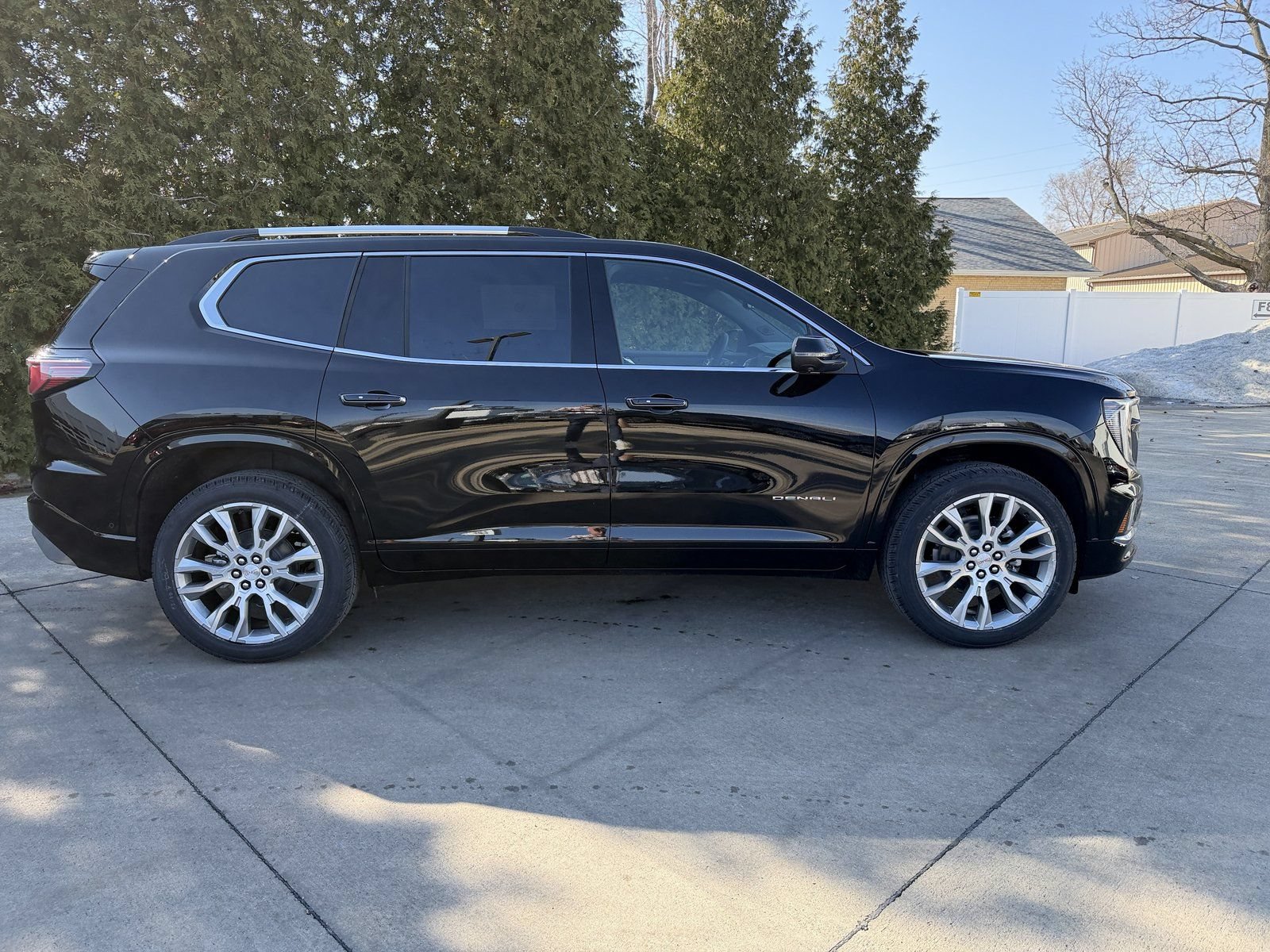 New 2026 GMC Acadia Denali w/ Super Cruise Package AWD/4WD image 34