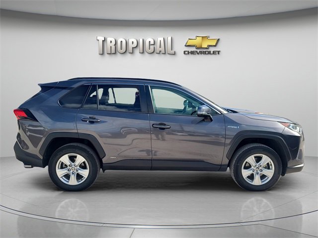 Used 2021 Toyota RAV4 XLE w/ Convenience Package image 6