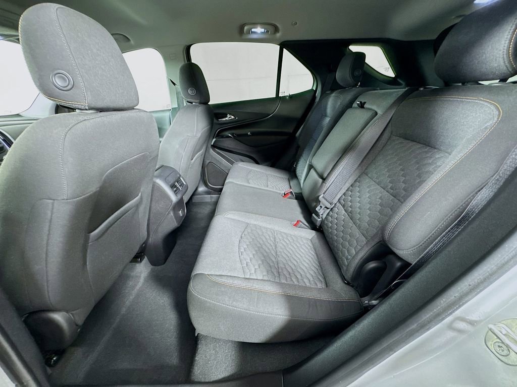 Used 2018 Chevrolet Equinox LT image 27