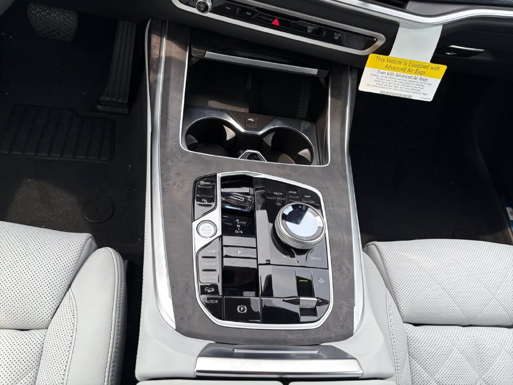 New 2027 BMW X7 xDrive40i w/ Premium Package AWD/4WD image 11