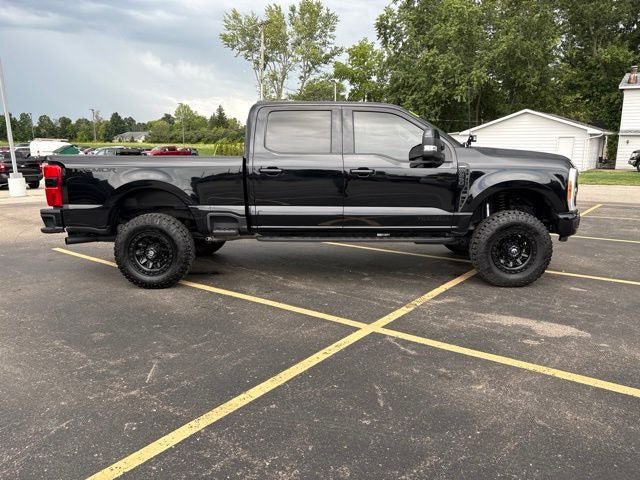 Used 2023 Ford F250 Lariat w/ Tremor Off-Road Package AWD/4WD image 2