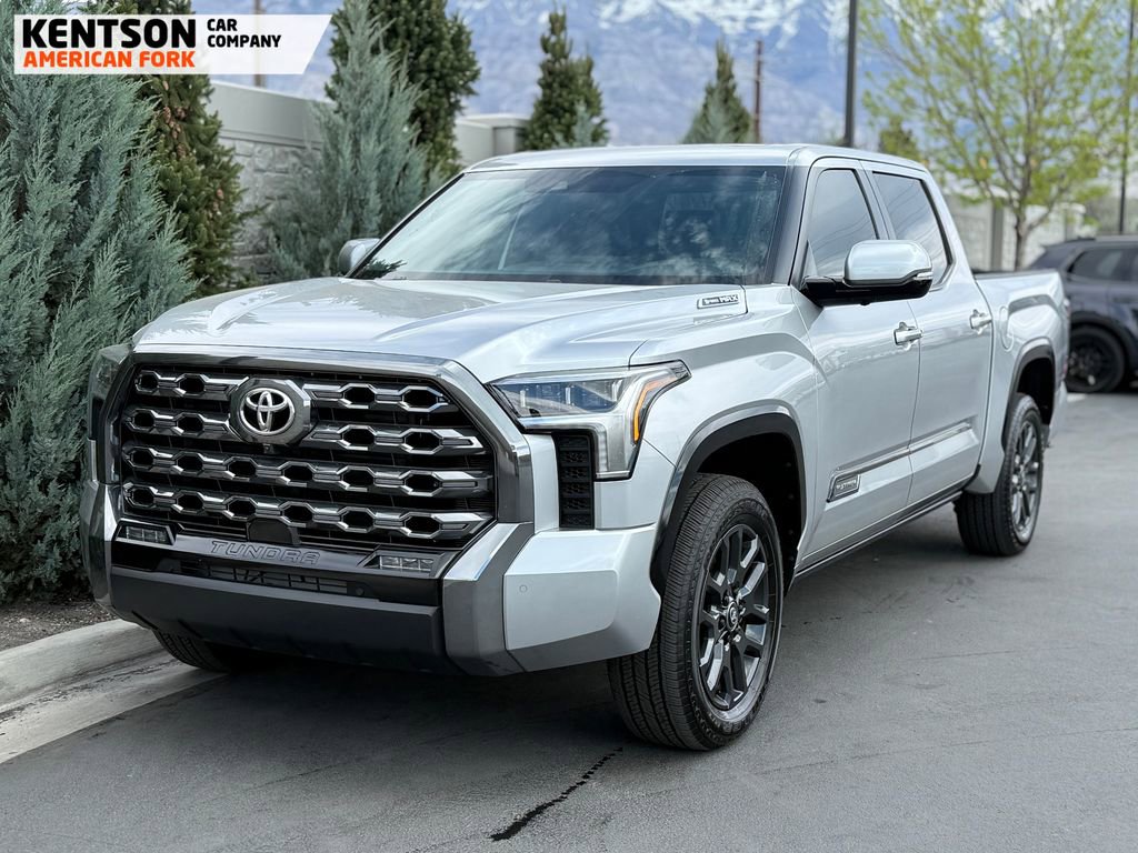 Used 2025 Toyota Tundra Platinum AWD/4WD image 3