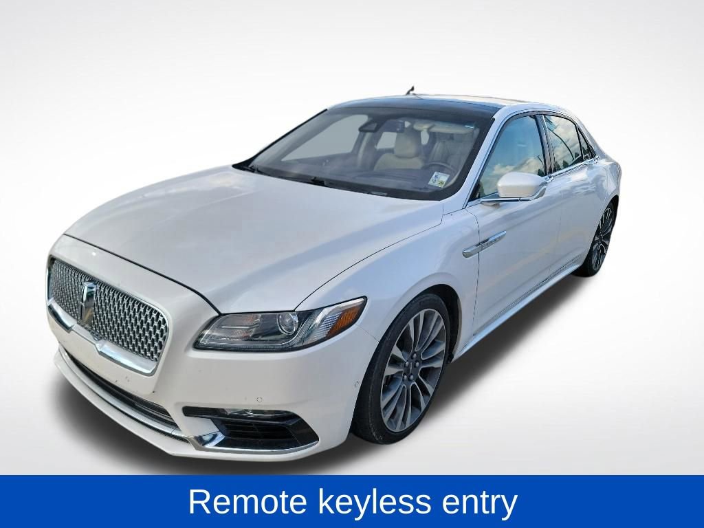 Used 2017 Lincoln Continental Reserve w/ Technology Package FWD image 4