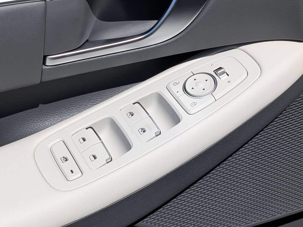 New 2026 Hyundai Sonata SEL FWD image 13