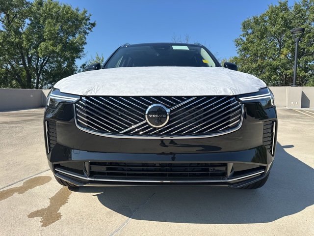 New 2026 Volvo XC90 B6 Plus w/ Protection Package Premier image 2
