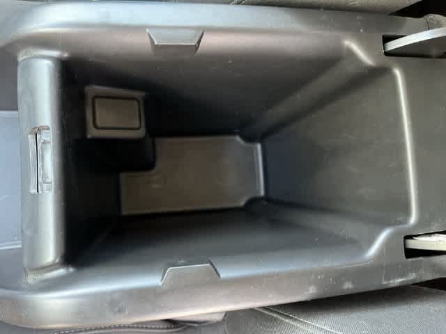 Used 2019 Chevrolet Colorado LT w/ LT Convenience Package AWD/4WD image 31