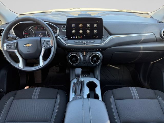 Used 2024 Chevrolet Blazer LT w/ Convenience Package FWD image 14