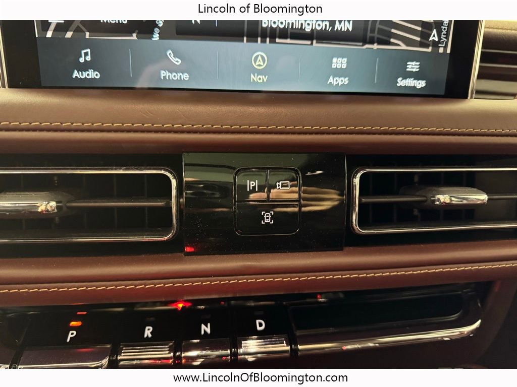 Used 2023 Lincoln Aviator Black Label w/ Dynamic Handling Package image 41