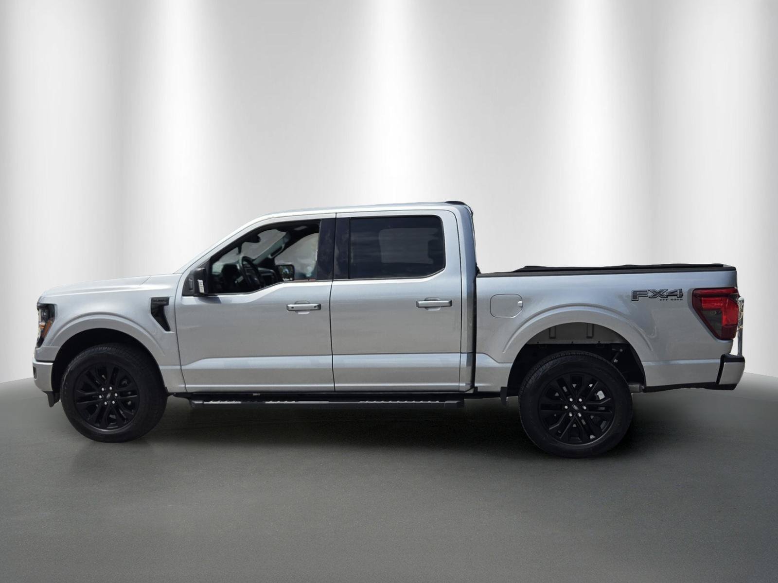 Used 2025 Ford F150 XLT w/ Equipment Group 302A MID AWD/4WD image 4