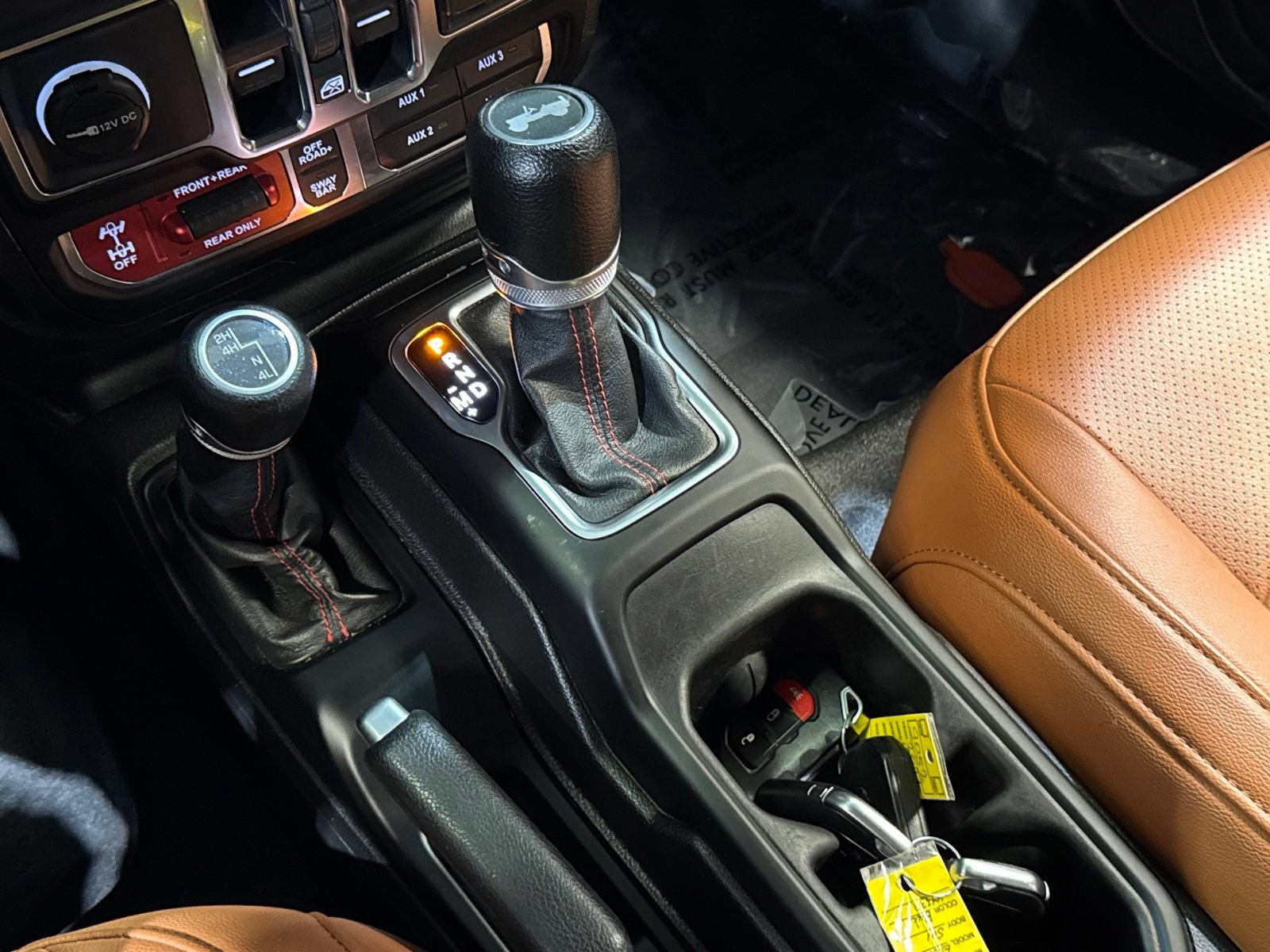 Used 2021 Jeep Wrangler Unlimited Rubicon AWD/4WD image 35