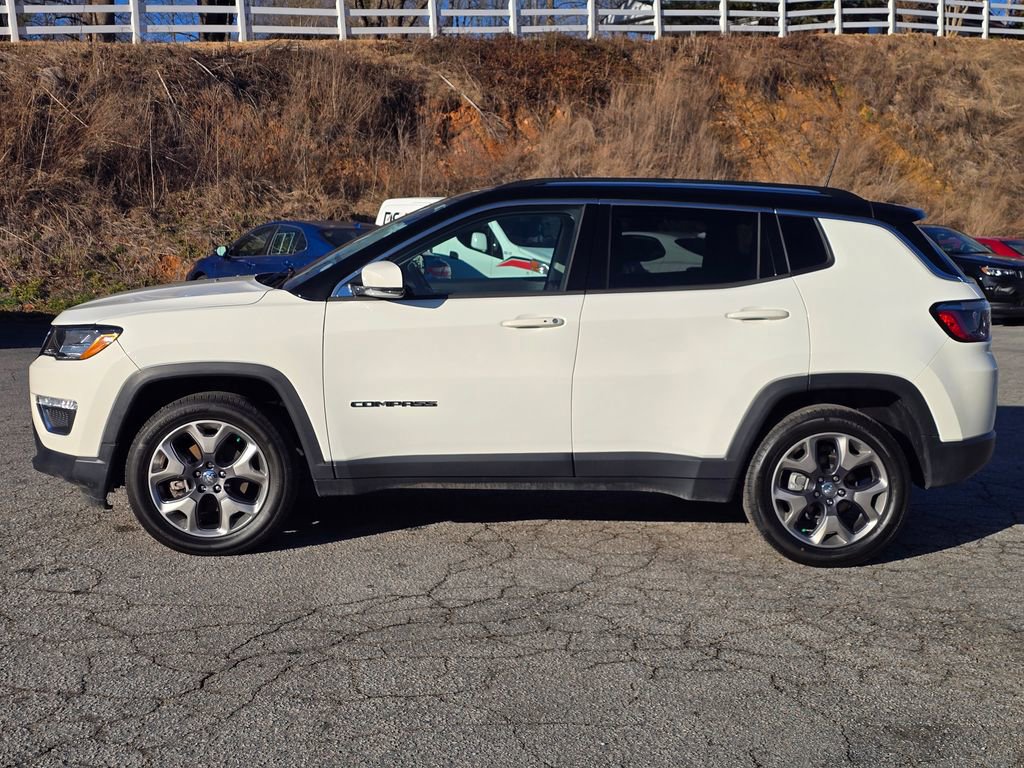 Used 2021 Jeep Compass Limited w/ Sun and Sound Group image 15