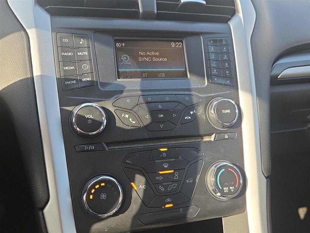 Used 2016 Ford Fusion S FWD image 15