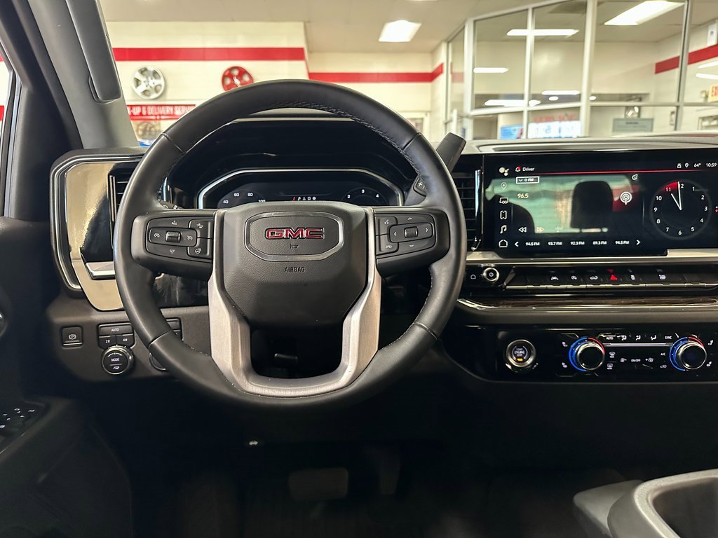 Used 2023 GMC Sierra 1500 SLE image 14