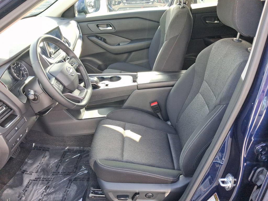Used 2026 Nissan Rogue SV FWD image 20