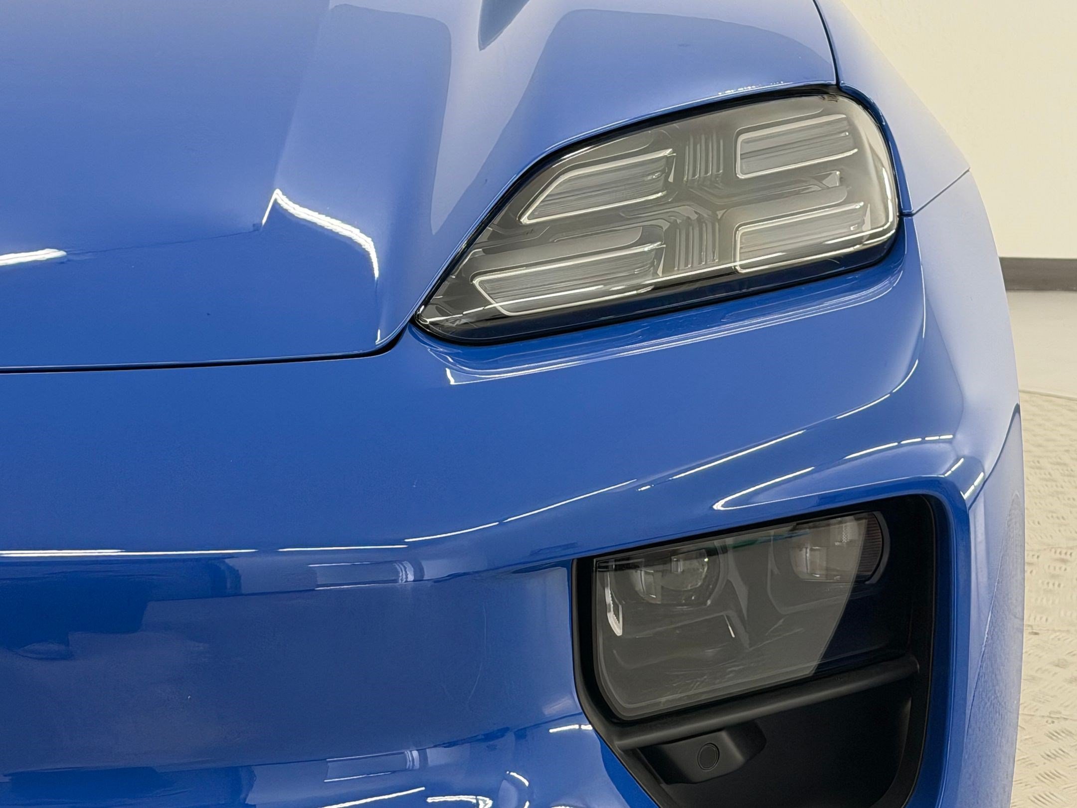 New 2026 Porsche Macan 4 Electric AWD/4WD image 12