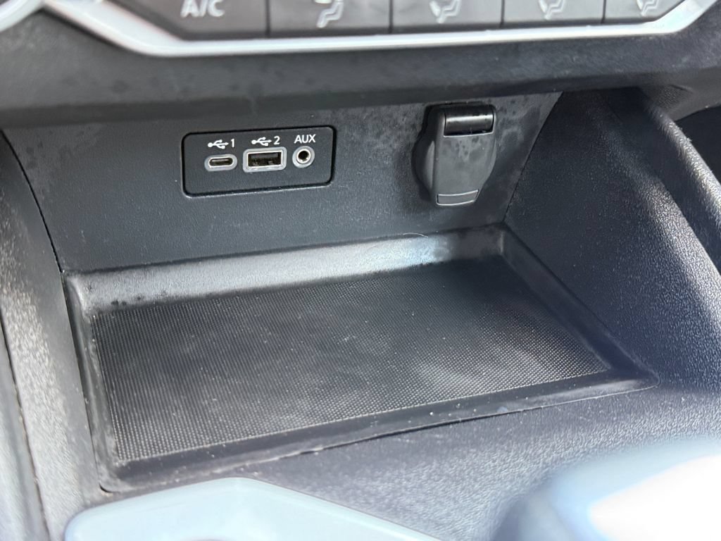Used 2025 Nissan Altima 2.5 SV FWD image 36