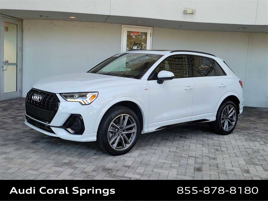 Certified 2021 Audi Q3 2.0T Premium Plus image 4