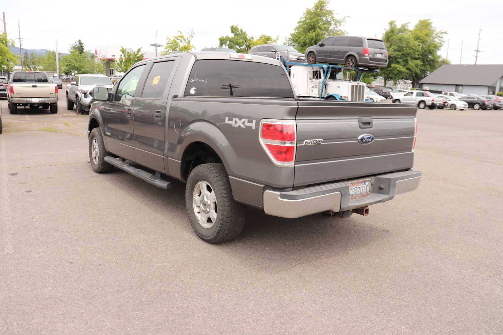 Used 2014 Ford F150 XLT w/ Equipment Group 301A Mid AWD/4WD image 7