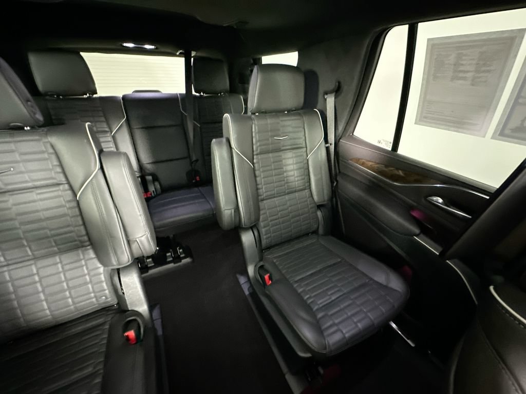 Used 2023 Cadillac Escalade Premium Luxury Platinum AWD/4WD image 14