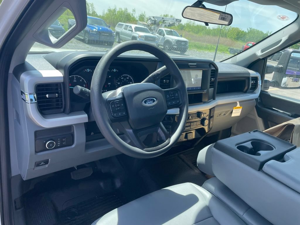 New 2026 Ford F350 XL w/ XL Chrome Package AWD/4WD image 15
