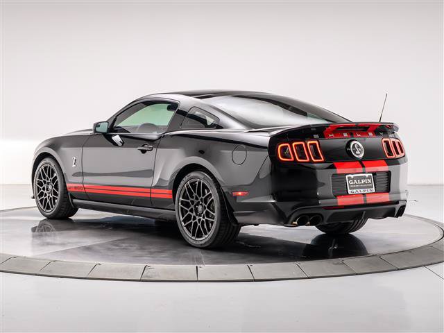 Used 2013 Ford Mustang Shelby GT500 RWD image 3