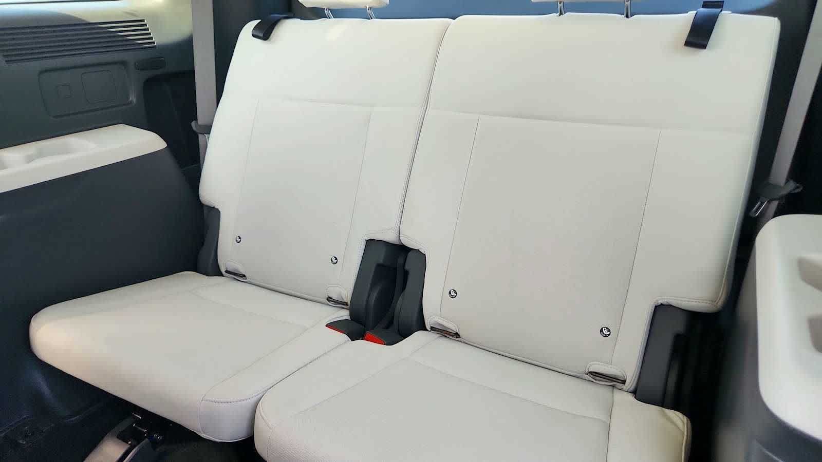 Certified 2025 Hyundai Santa Fe SE FWD image 20
