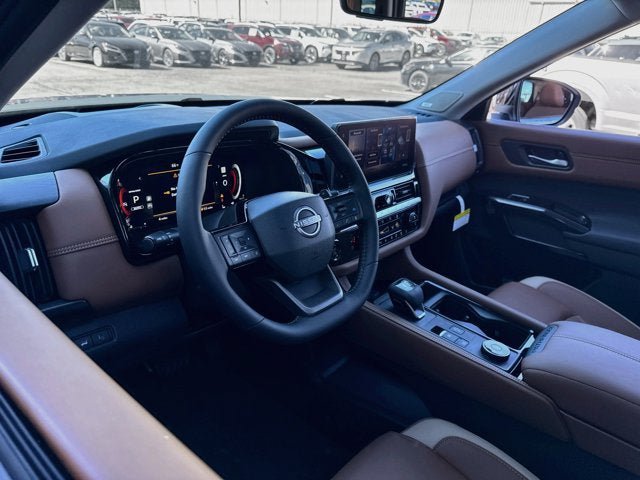 New 2026 Nissan Pathfinder Platinum AWD/4WD image 9