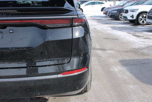 Used 2024 Jeep Wagoneer Launch Edition image 47