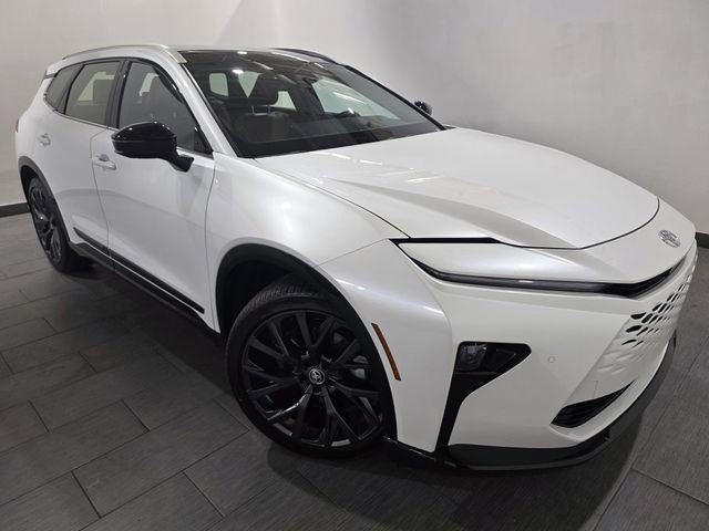 Used 2025 Toyota Crown Signia w/ Advanced Technology Package AWD/4WD image 7