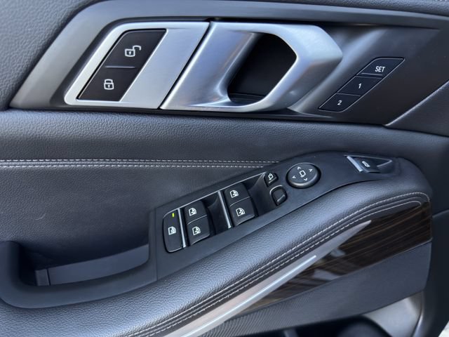 Used 2020 BMW X5 sDrive40i w/ M Sport Package RWD image 23