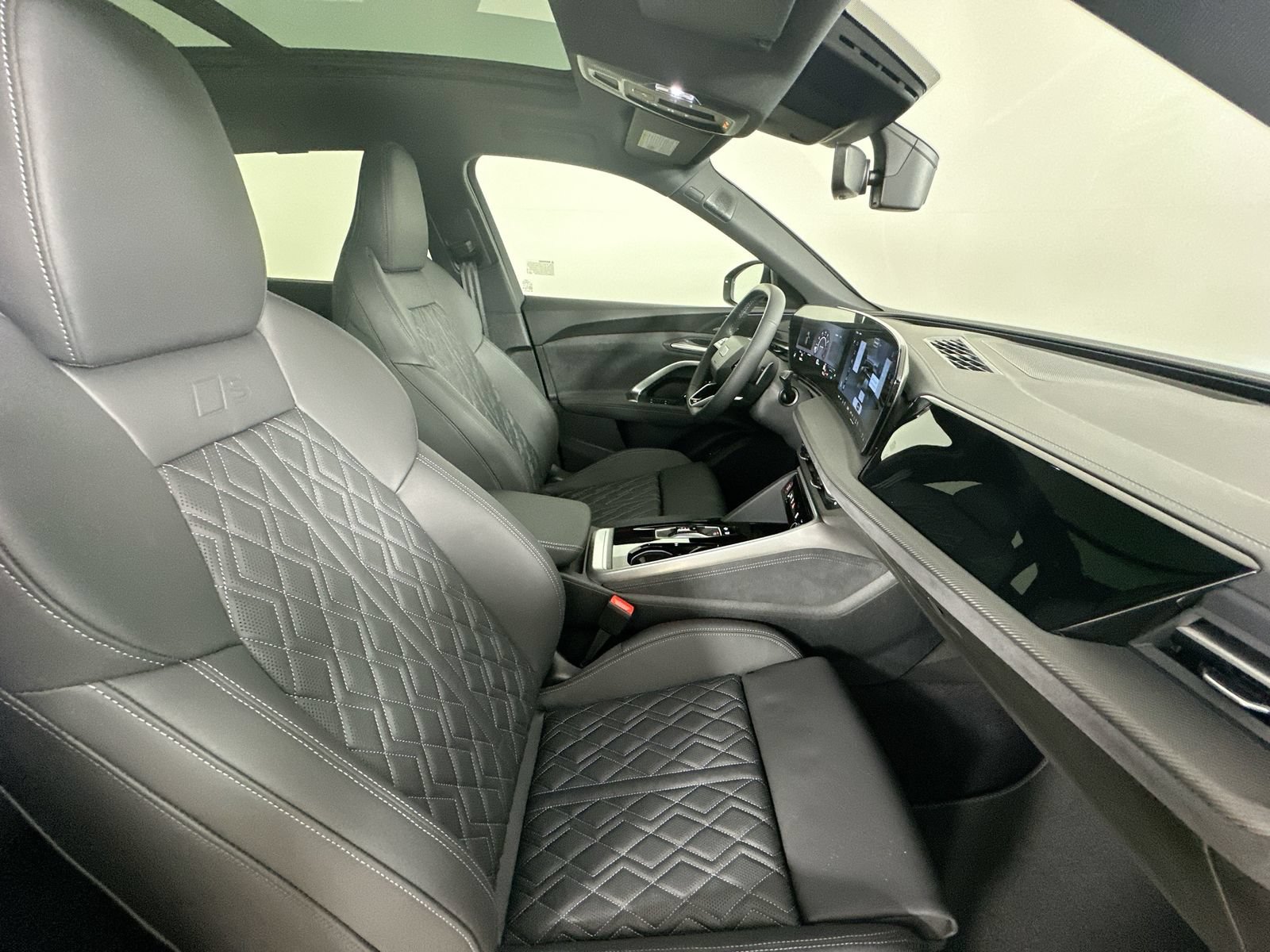 New 2026 Audi SQ5 Premium Plus AWD/4WD image 46